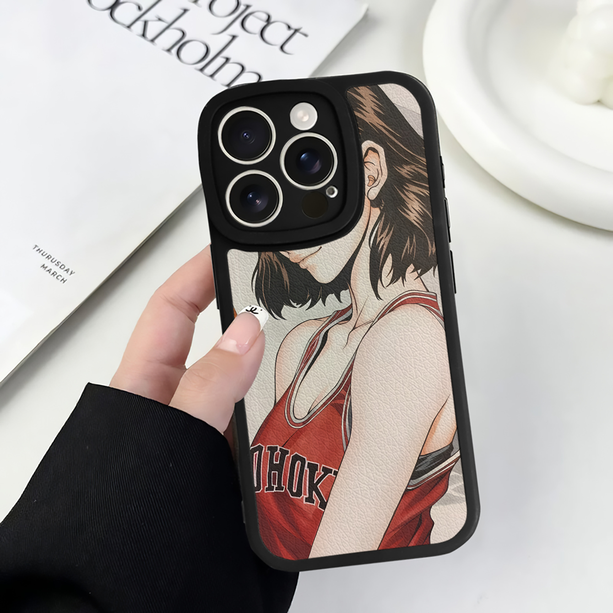 （画像用） SLAM DUNK／スラムダンク 【iPhone 16シリーズ対応】シリコンスマホケース（レザー調） 材質：シリコン